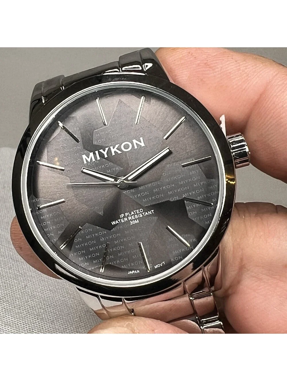 Miykon Men's Silver Stainless Steel Quartz Watch - Black Dial 46mm